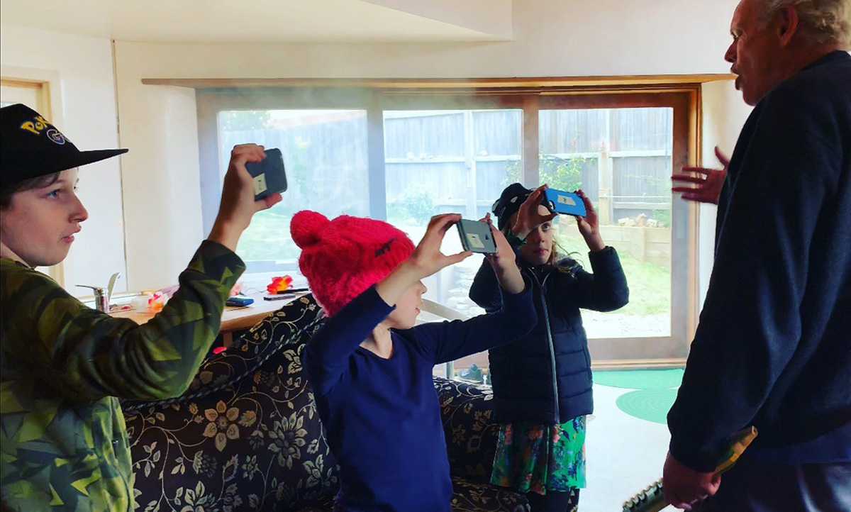 IMAGE: Shooting the Solid video. Nicholas, Lulu, Reyna and Stephen, The Mud House, Katoomba, 4 May, 2019.