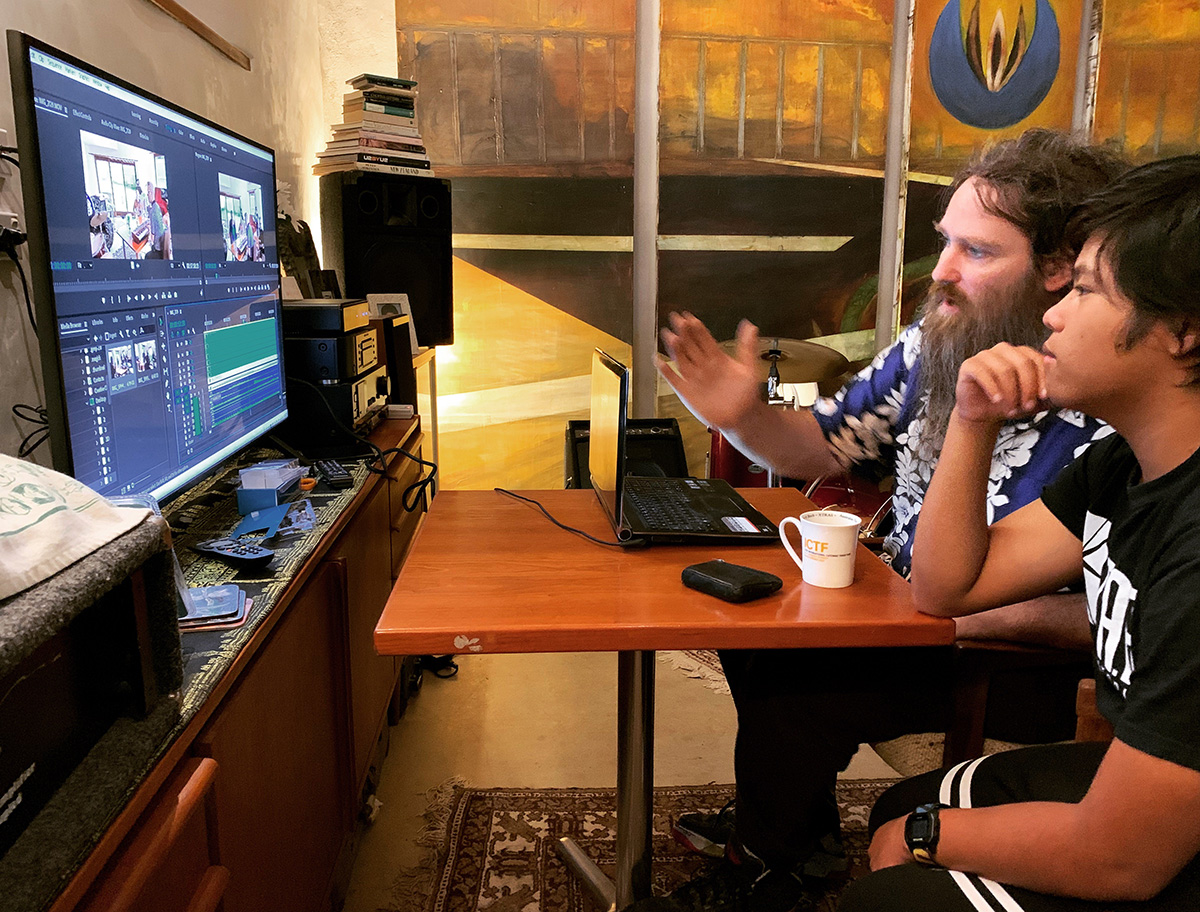 IMAGE: Editing the Solid video begins. Director Pete gives camera operator Josh a tutorial. 5 May, 2019.